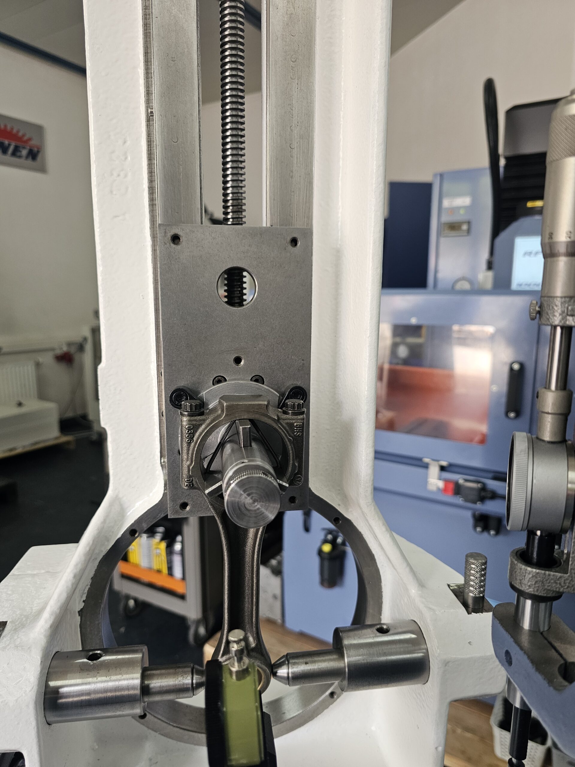 BERCO AB651 Pleuelbohrwerk Gebrauchtmaschine – Bild 4