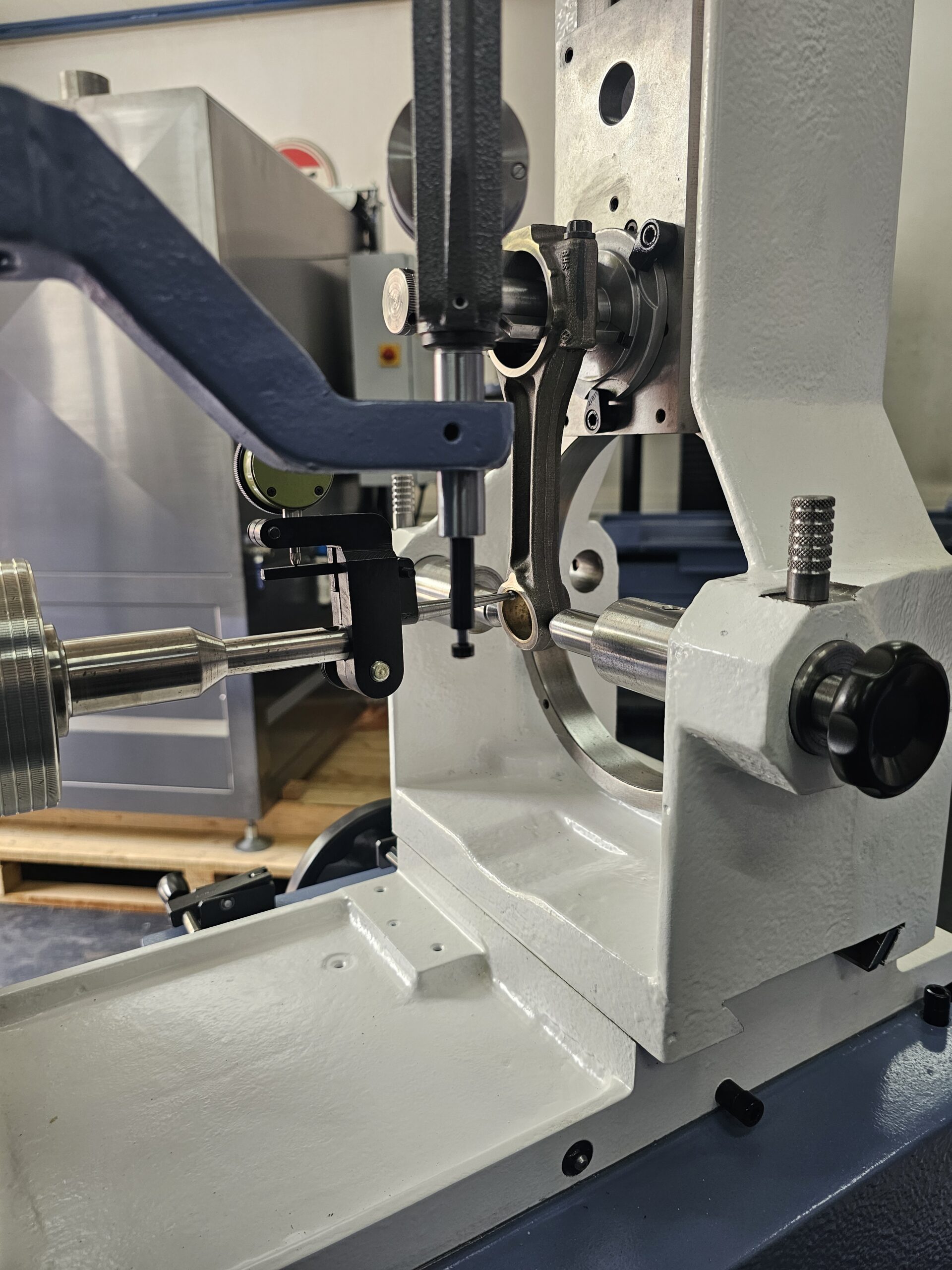 BERCO AB651 Pleuelbohrwerk Gebrauchtmaschine – Bild 2