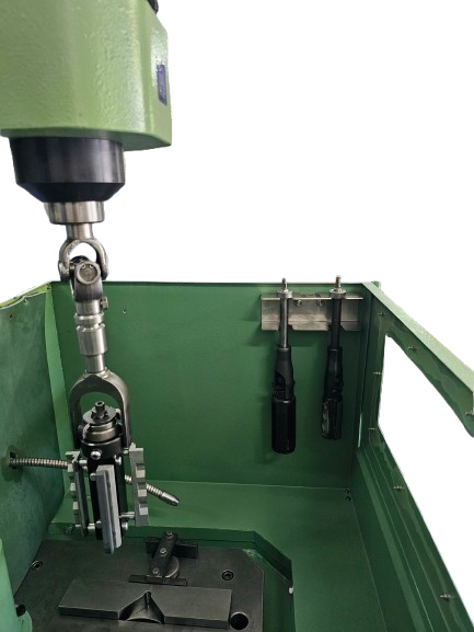 Generalsanierte COMEC LEV120 Honmaschine – Bild 15