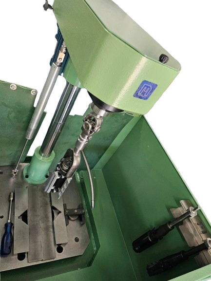 Generalsanierte COMEC LEV120 Honmaschine – Bild 17