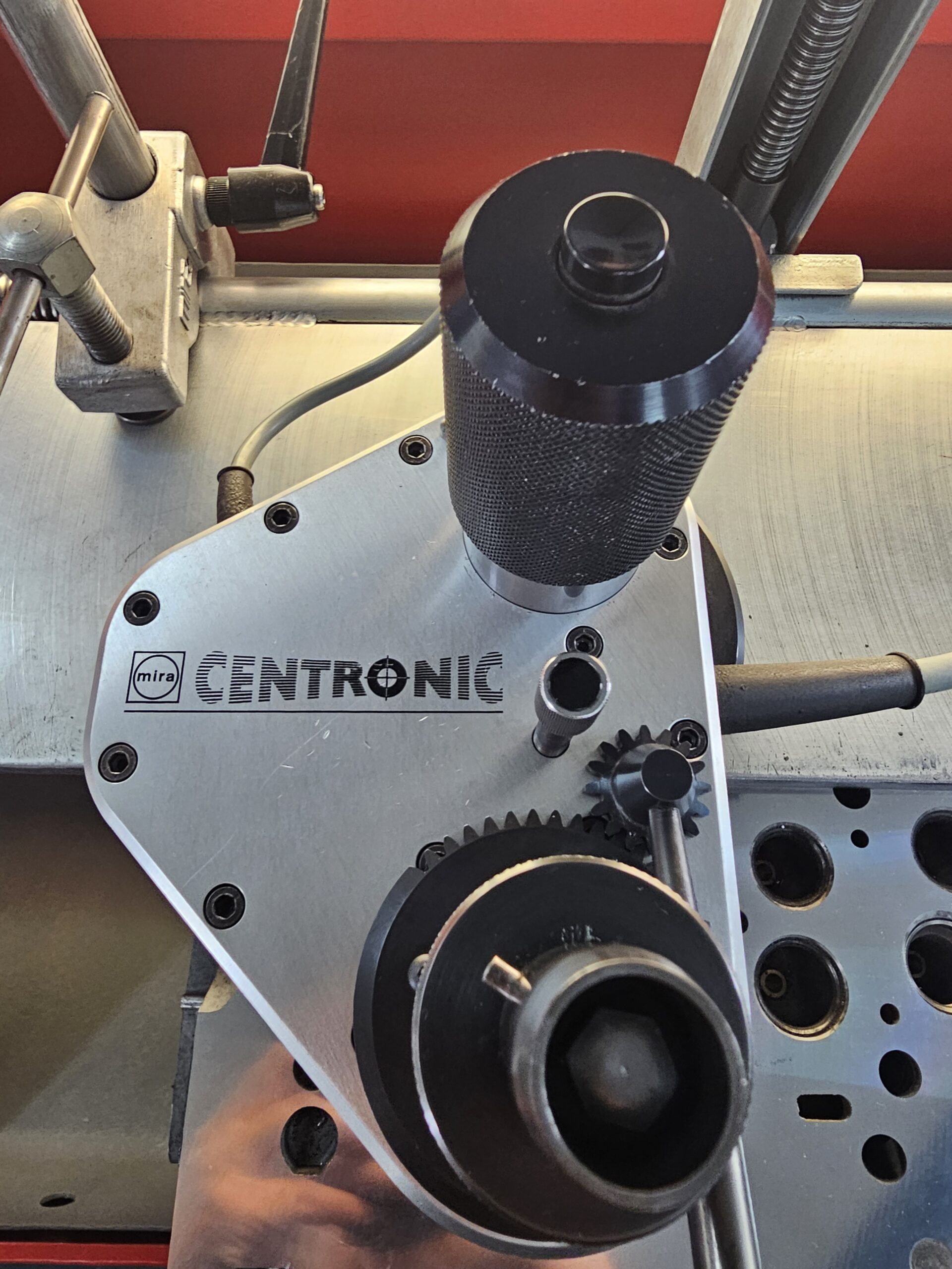 MIRA CENTRONIC HM228 Ventilsitzbearbeitung / Motorinstandsetzung – Bild 9
